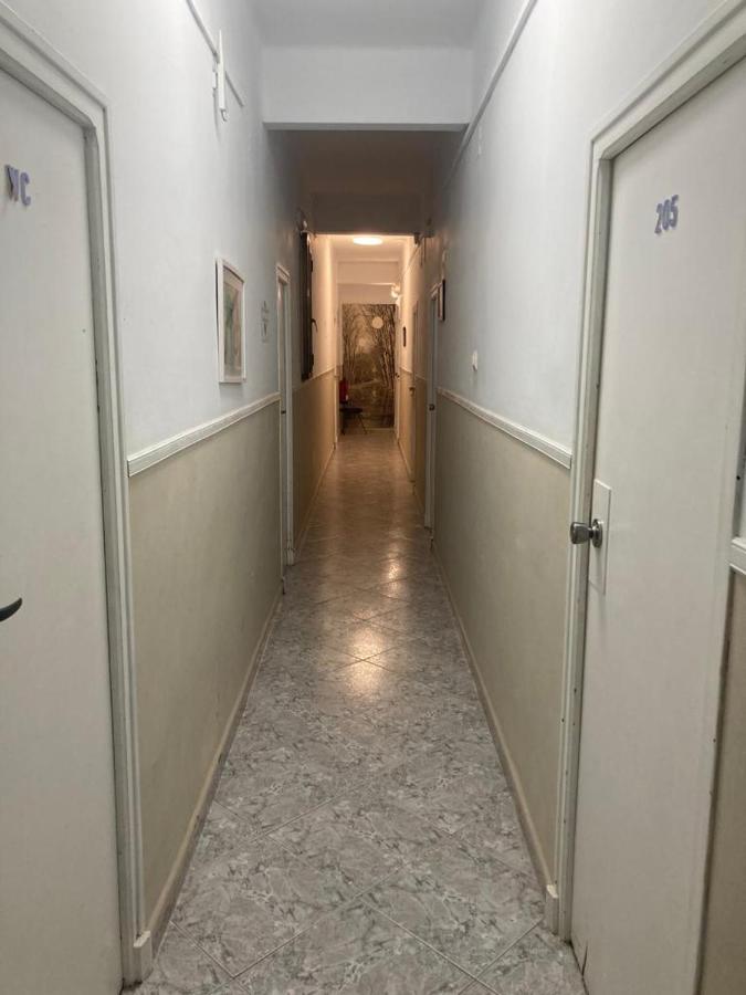 Malvarrosa Beach Rooms Валенсия Екстериор снимка
