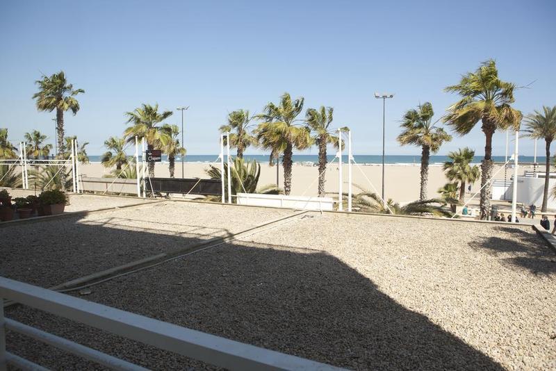 Malvarrosa Beach Rooms Валенсия Екстериор снимка
