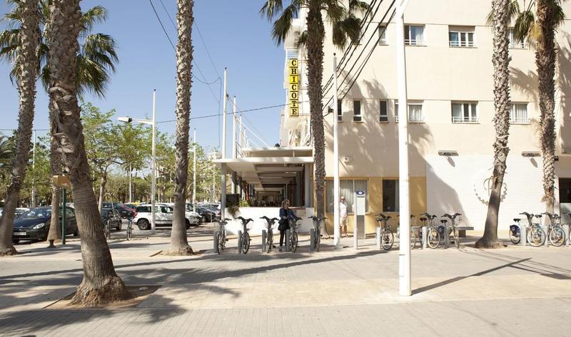 Malvarrosa Beach Rooms Валенсия Екстериор снимка